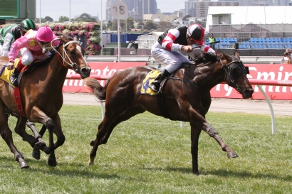 Schofield replaces 'sacked' Arnold on Classic's Direct Charge