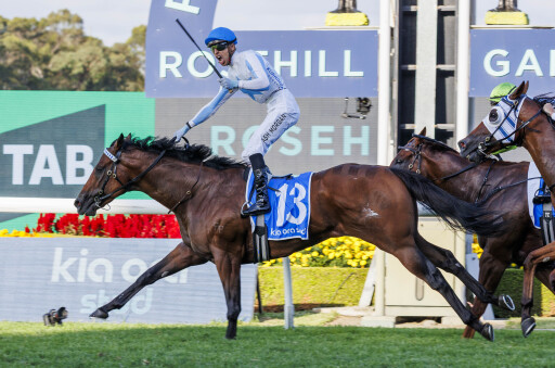 Unbeaten colt Private Harry wins G1 Galaxy