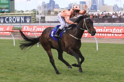 Inglis Dominate World Sprint Rankings